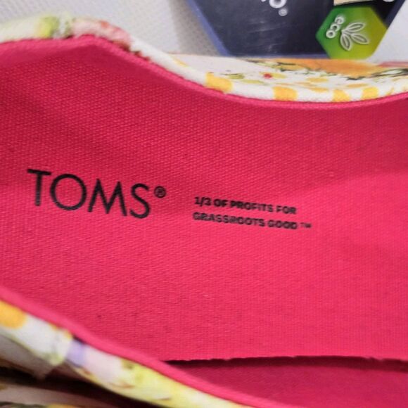 TOMS Shoes Womens Size 9 White Floral Print Alpargata Slip On Canvas Ortholite - Picture 9 of 14